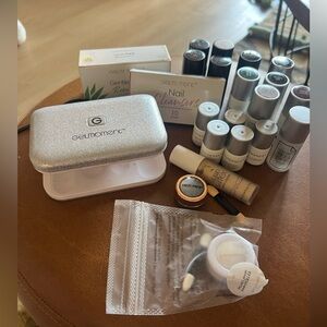 Gelmoment Nail Kit Bundle – LED Lamp, Gel Colors, Cleanser + Accessories
